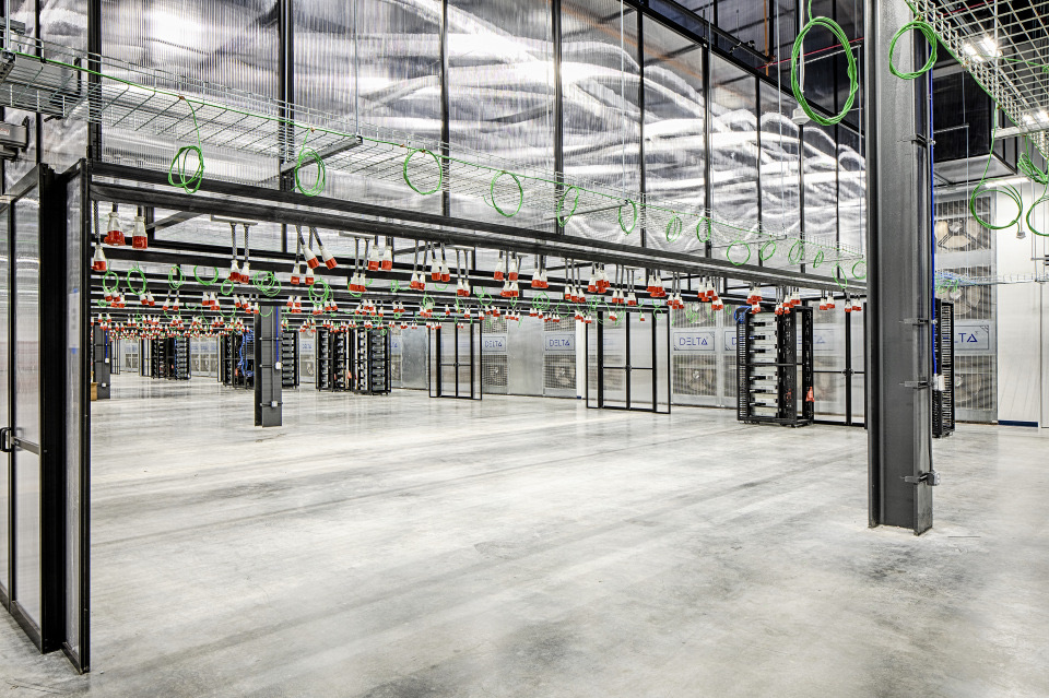 Aligned Data Centers Data Hall