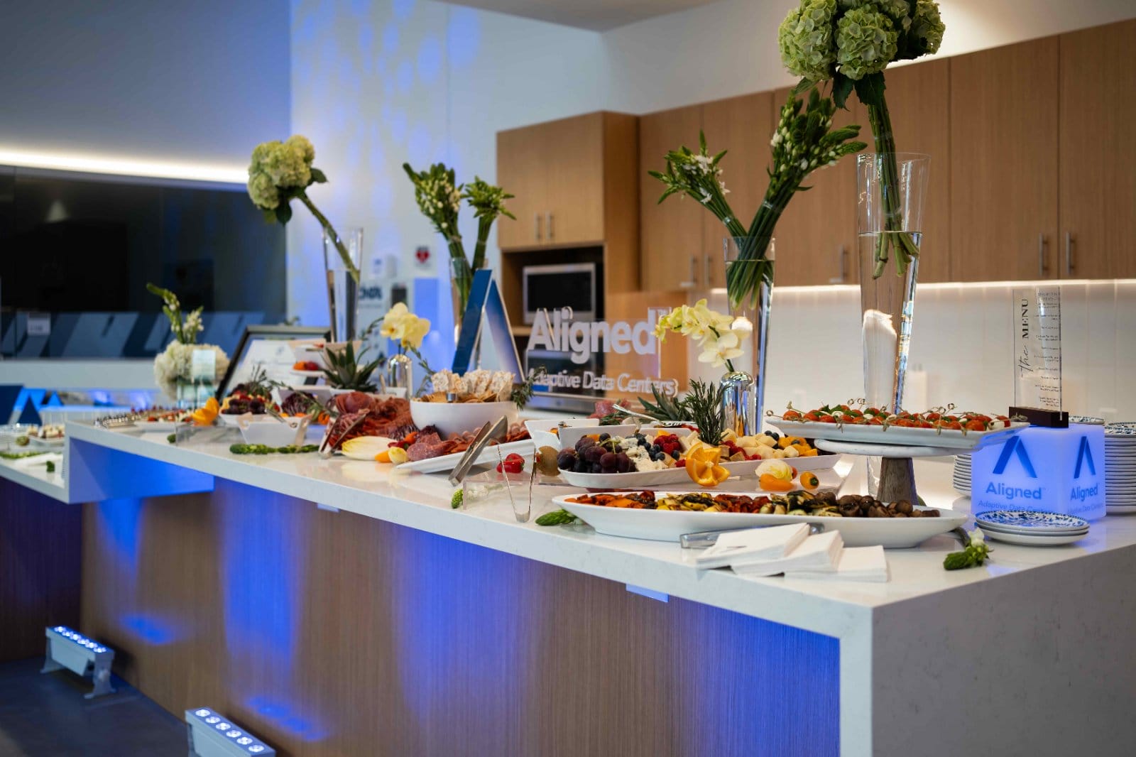 Aligned Adaptive Center Event- food spread